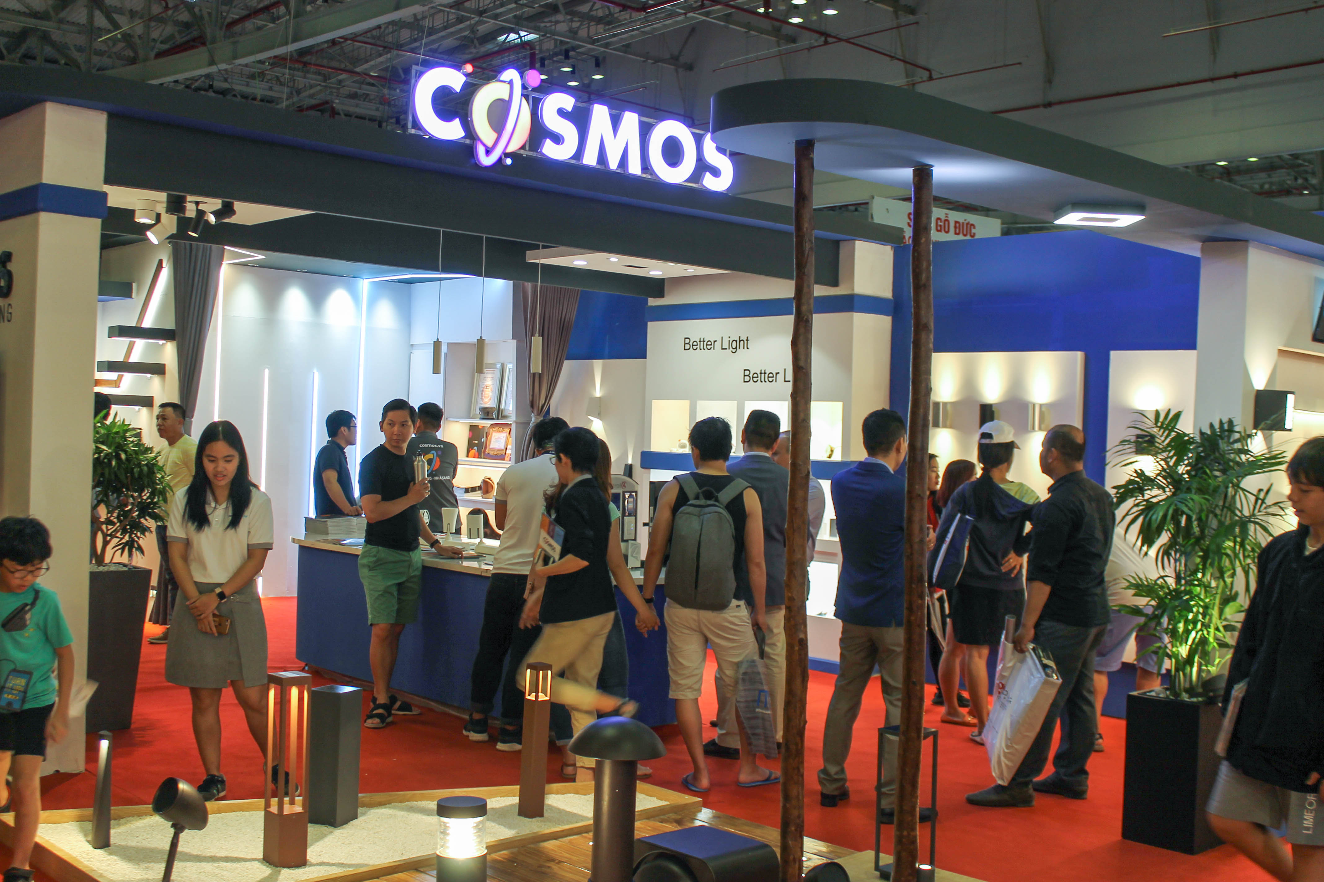 dai-truyen-hinh-htv-phong-van-cosmos-lighting